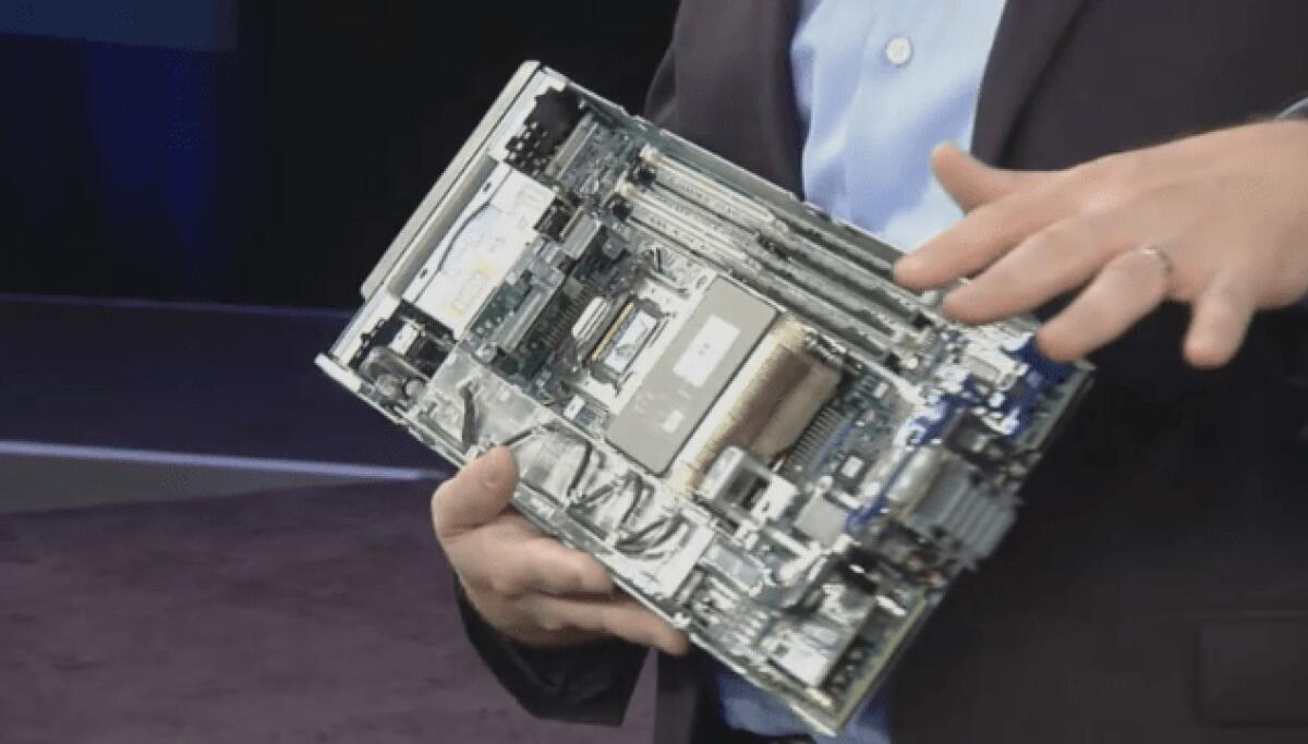 HP reinventa il Computer: Ecco i PC del futuro tra memristori e fibre ottiche - 