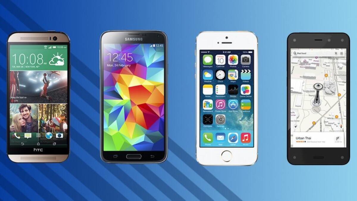 Amazon Fire Phone vs iPhone 5S vs Galaxy S5 vs HTC One M8 - 