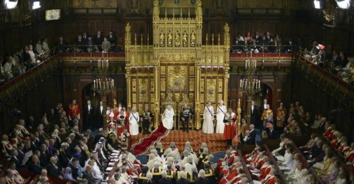 In UK arriva la legge anti-casta: gli elettori potranno far dimettere i parlamentari - 