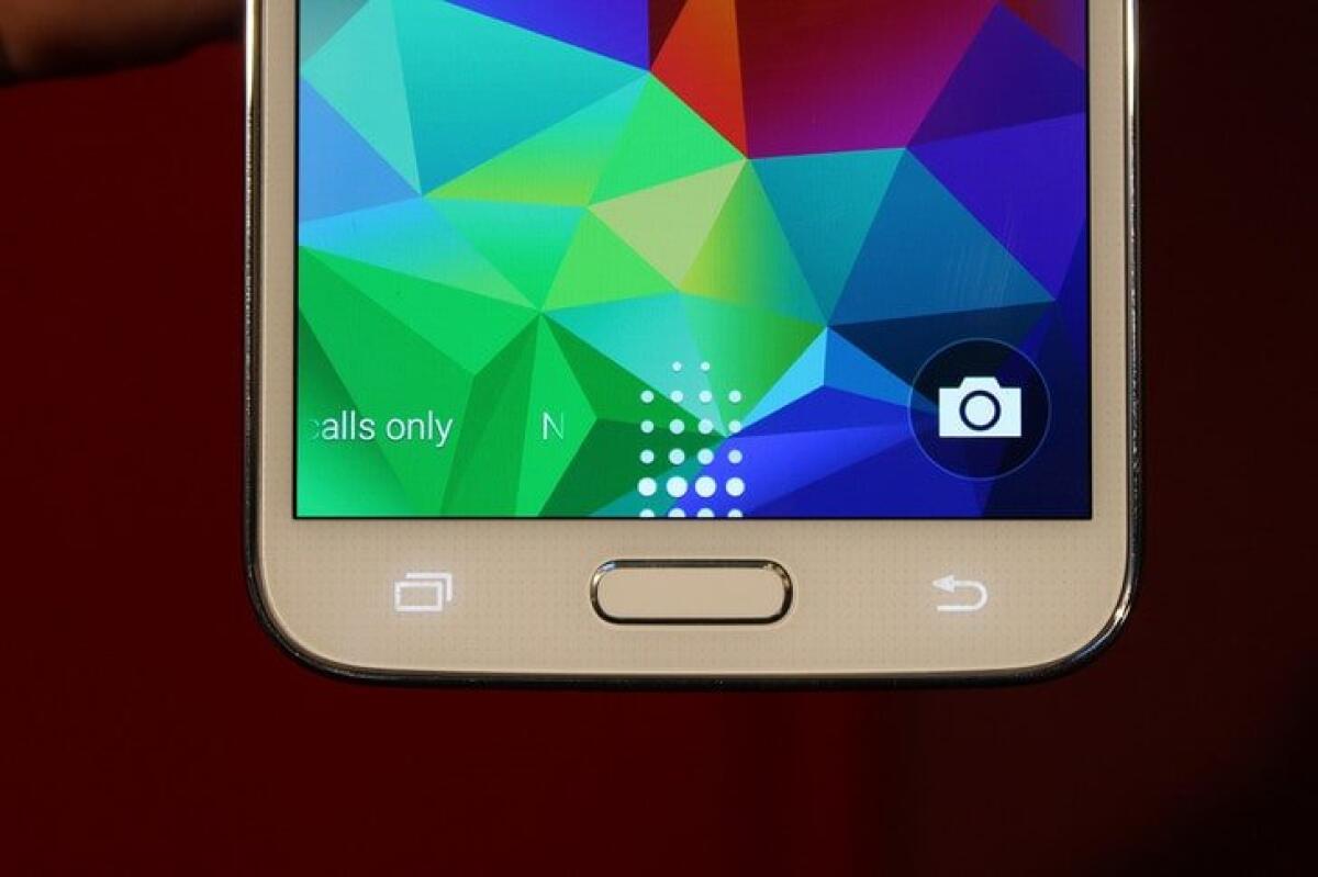Ecco il Samsung Galaxy S5 Mini: Display da 4.5", Impermeabile e Lettore di Impronte Digitali - 