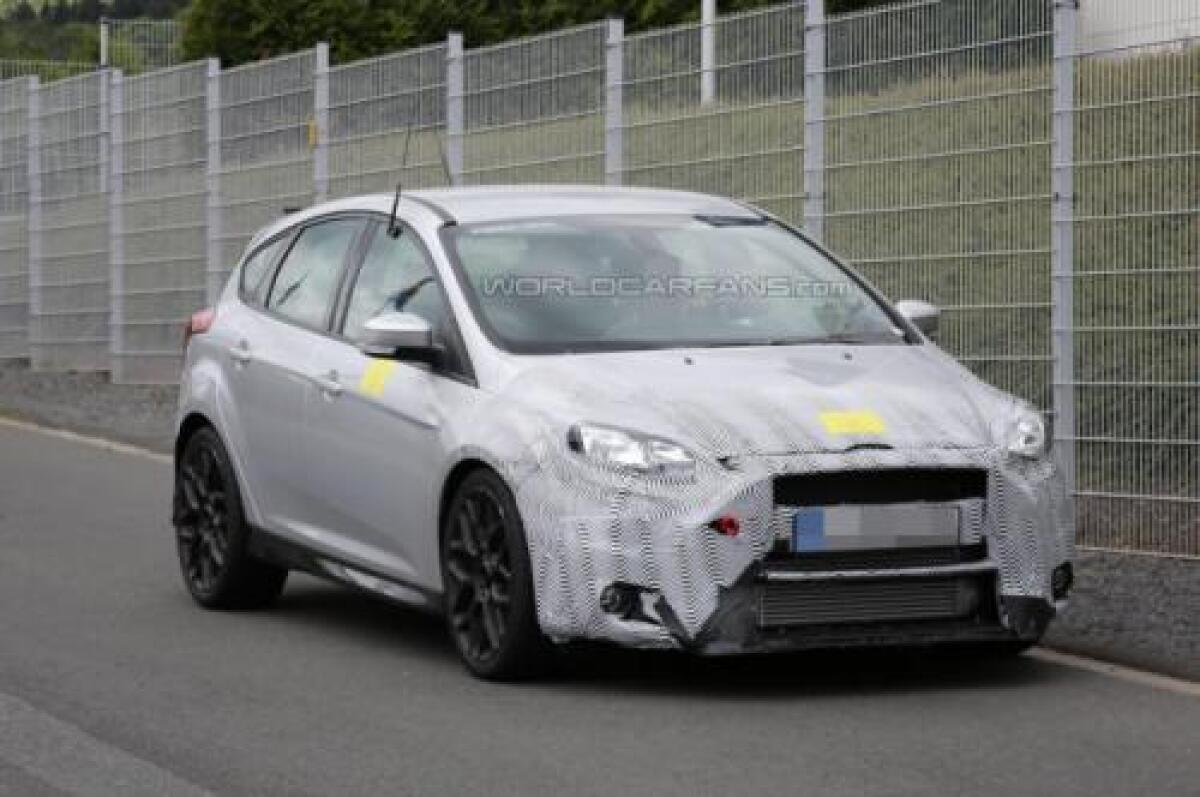 [Spy Foto] Ford Focus RS 2015: Spiata in fase di Test! - 