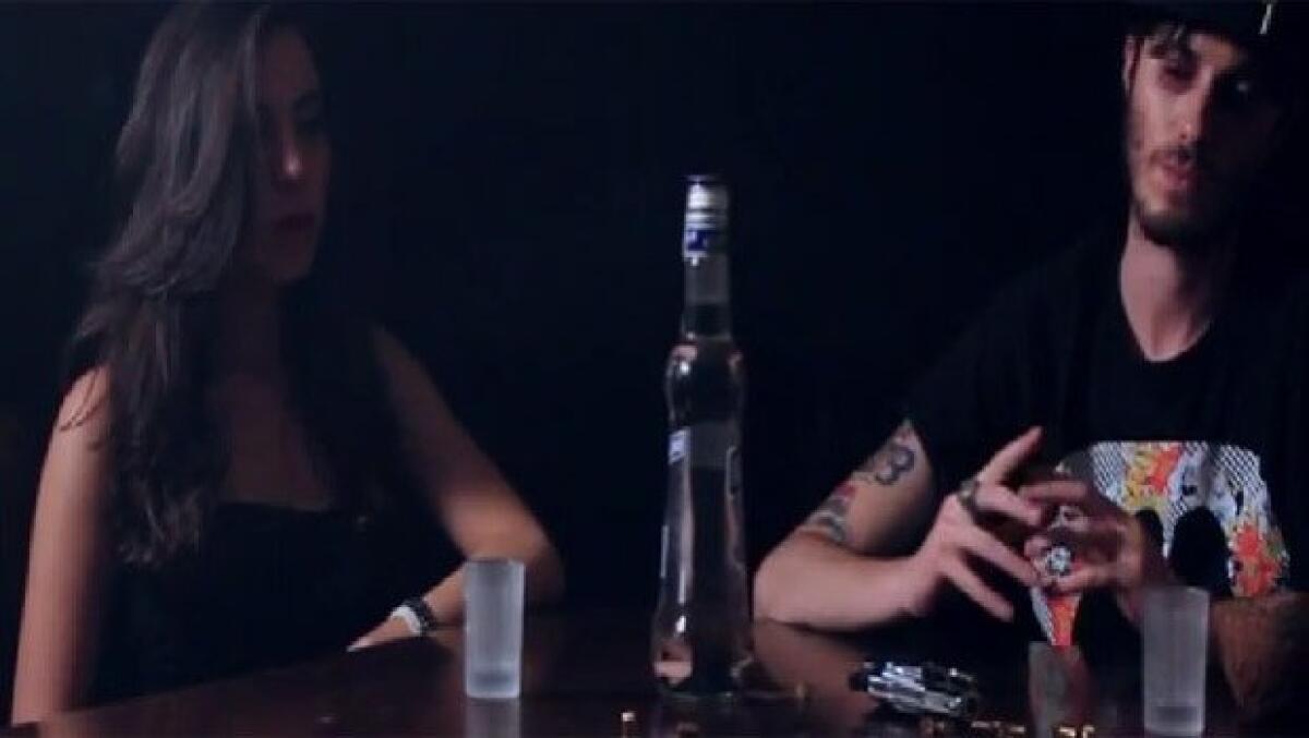 Canzone L'Elfo, One Chance (feat. Pia C'è): testo, parole e video ufficiale - 