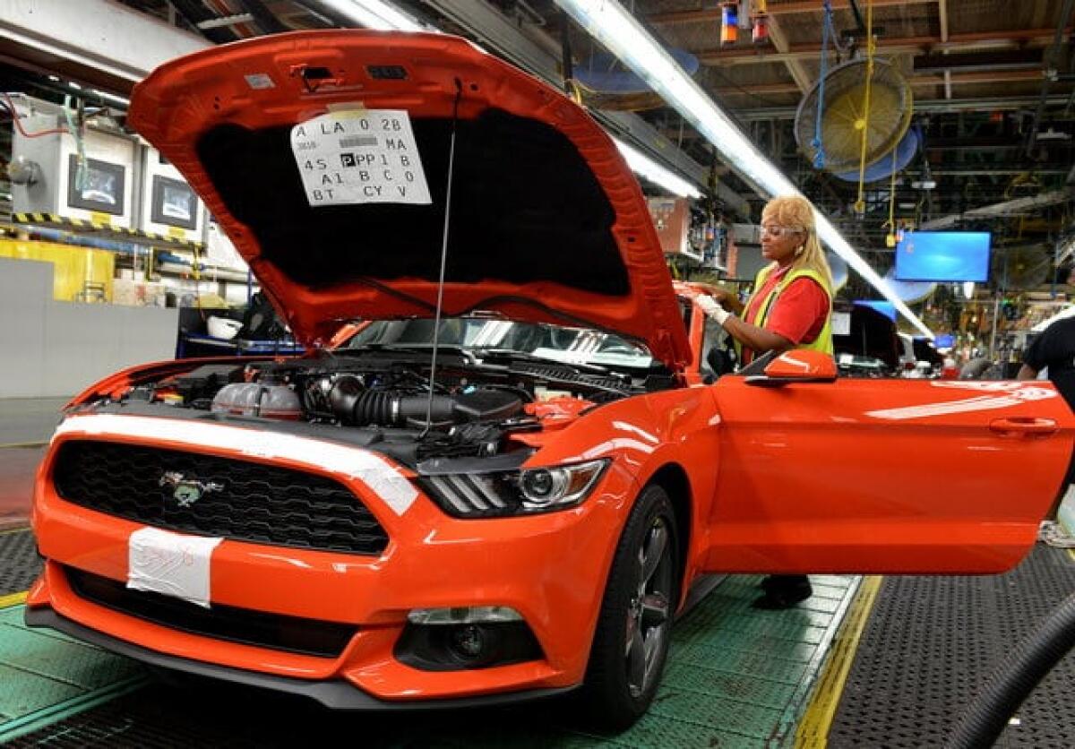 Ford Mustang: Parte la produzione del modello europeo! - 