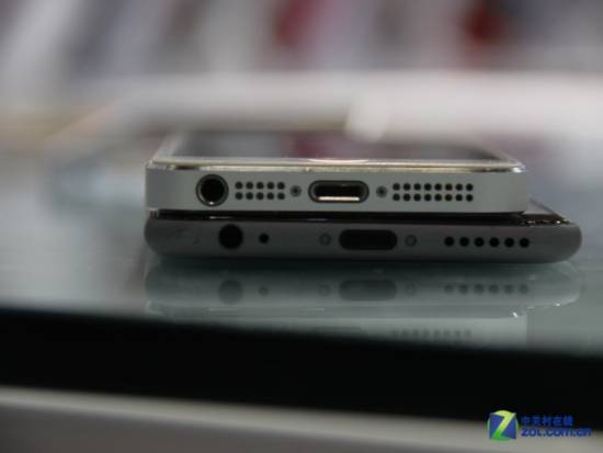 Altoparlante singolo iPhone 6