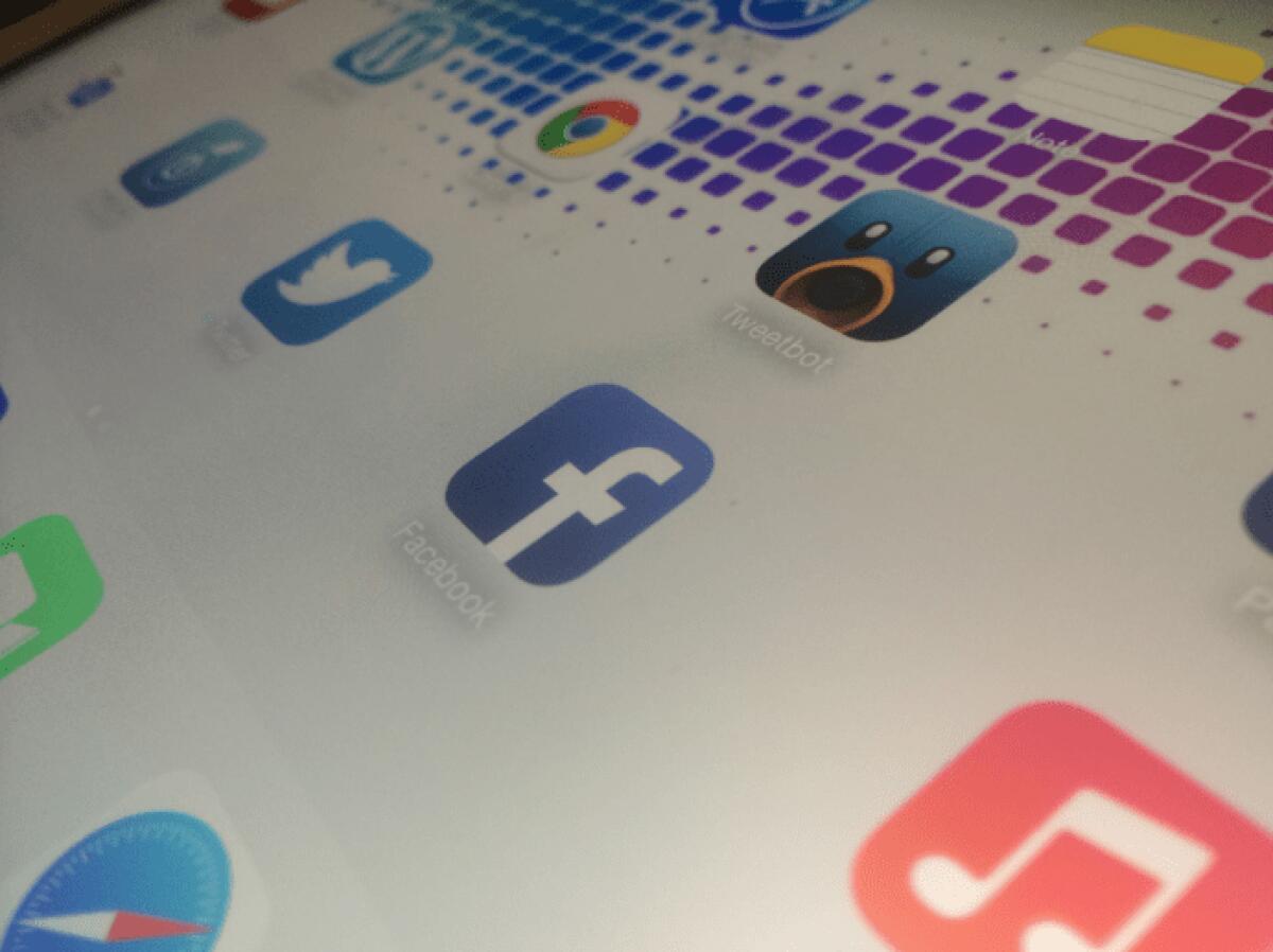 Pulire e liberare memoria di Facebook su iPhone, iPod e iPad - 