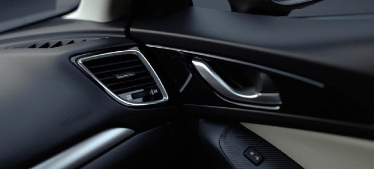 Auto troppo tecnologica, coppia bloccata al suo interno per 13 ore! - 