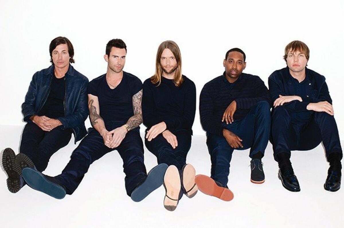 Maroon 5, Sugar: testo, parole e video ufficiale - 