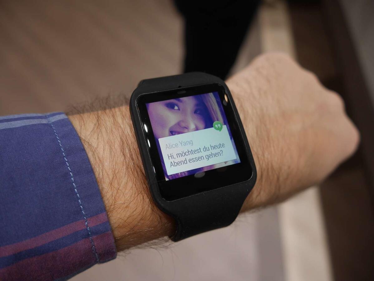 Sony Smartwatch 3: la videorecensione di YourLifeUpdated - 