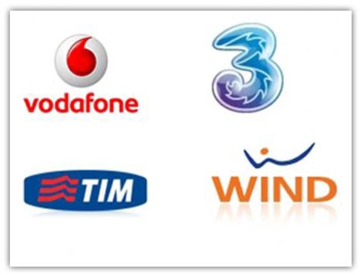 Ecco come gli operatori Telefonici ci truffano con servizi a Pagamento - 