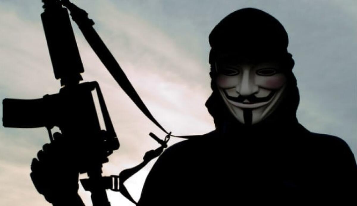 Anonymous dichiara Guerra all'ISIS attraverso la raccolta di fondi - 