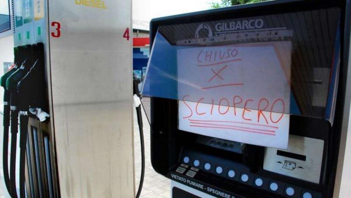 Sciopero benzinai 31 marzo e 1 aprile 2015 - 