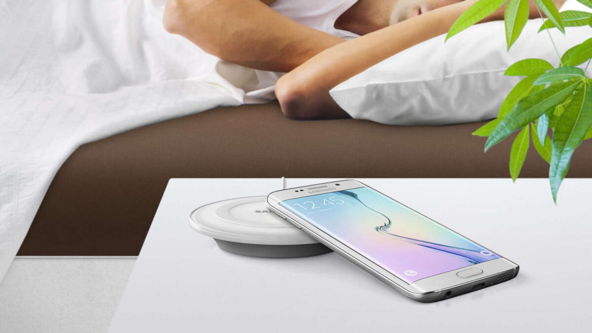 Quanto costerà la basetta di ricarica wireless per i nuovi Galaxy S6? - 