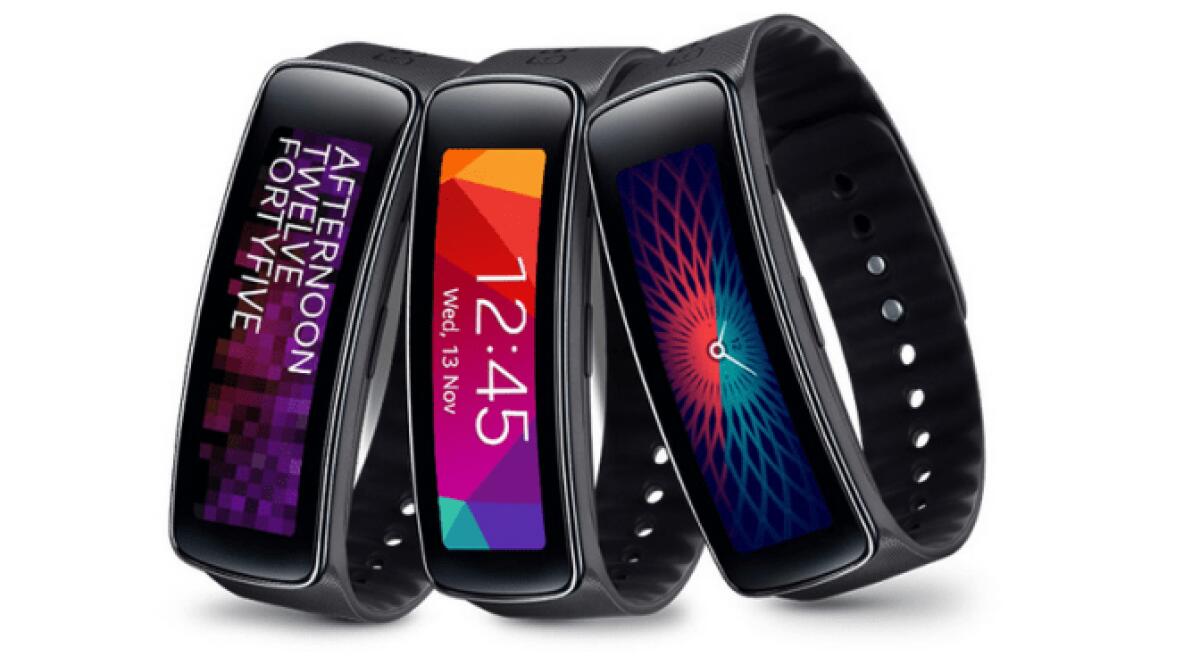 Samsung Gear Fit: la videorecensione di YourLifeUpdated - 