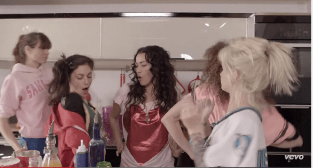 Nina Zilli, Riprenditi Le Lacrime: testo, parole e video ufficiale - 