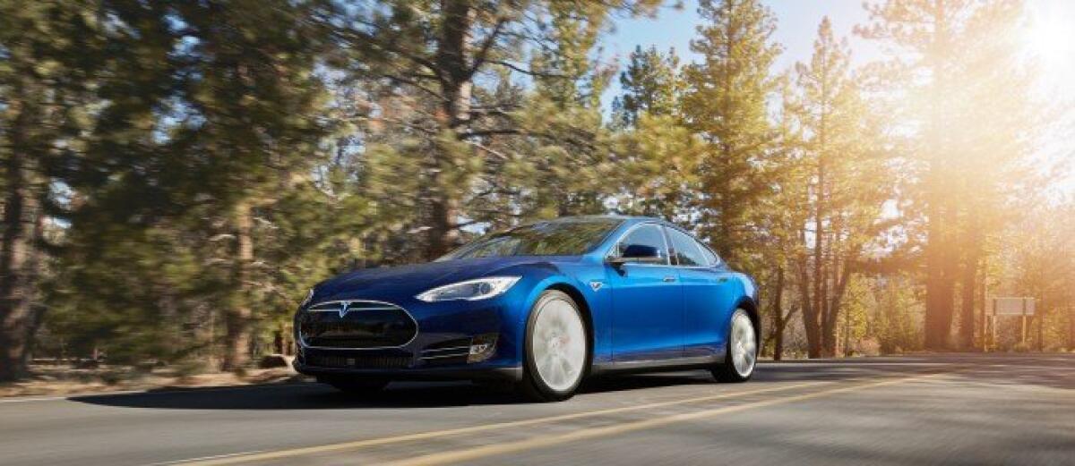 Ecco la nuova Tesla Model S 70D: informazioni e prezzo - 