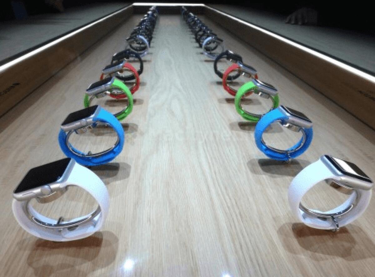 Apple Watch si accende in 1 minuto - 