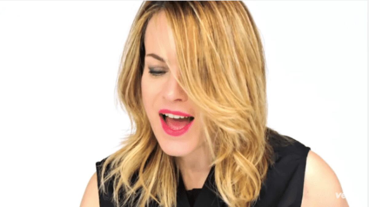 Alexia, Il mondo non accetta le parole: testo, parole e video ufficiale - 