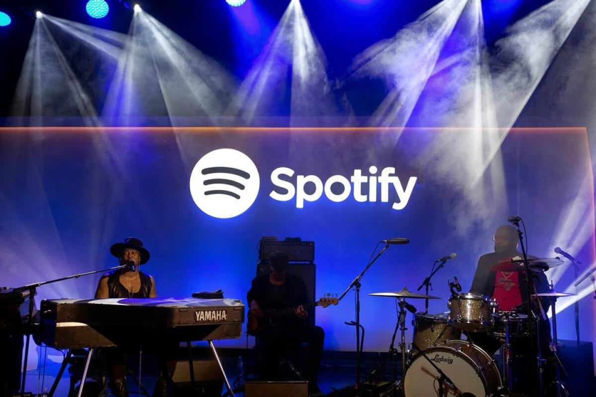 Quanto guadagnano gli artisti con Spotify? Ecco i dati! - 