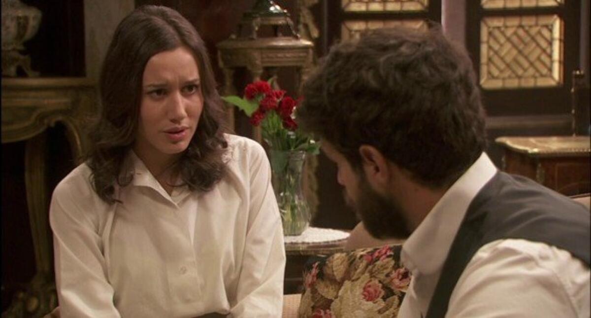 Il Segreto puntate spagnole, Aurora confessa a Bosco che Maria e Gonzalo vivono a Cuba! - 