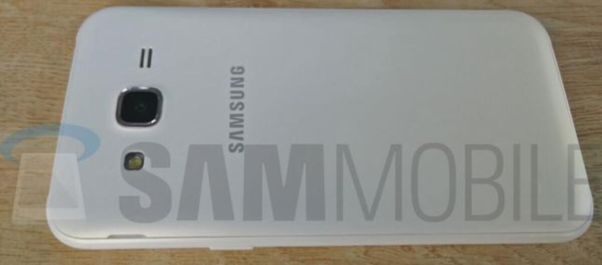 Ecco le prime immagini reali del Samsung Galaxy J5 - 