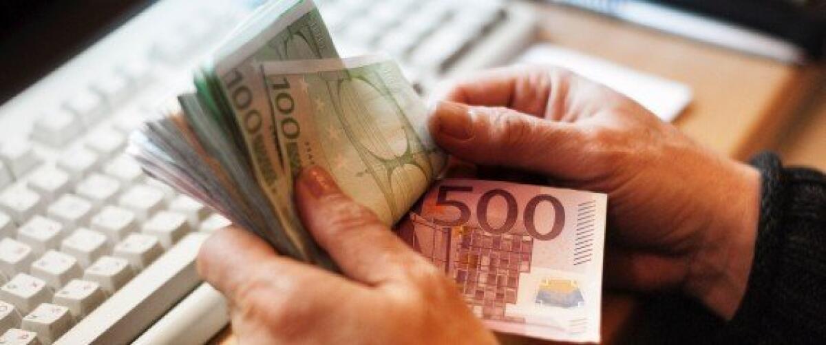 Fisco: Ecco quante tasse in più pagano gli italiani al Governo a causa dei tagli - 