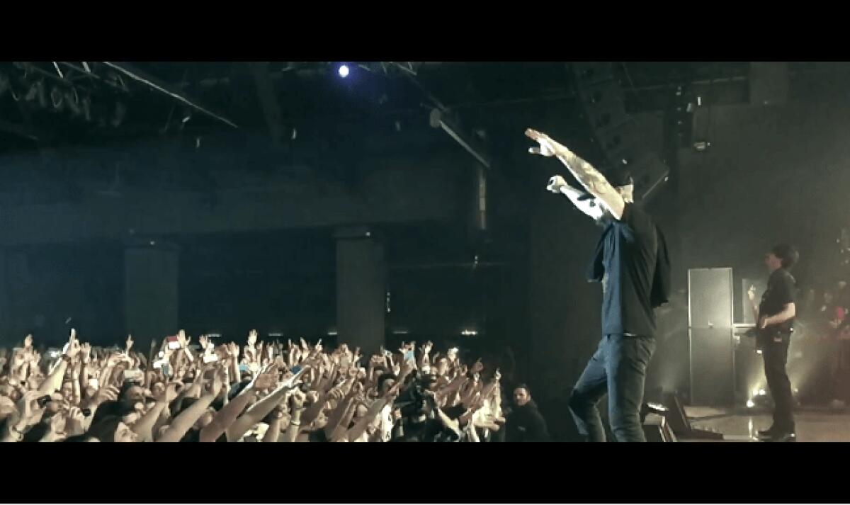 J-Ax, Miss e Mr. Hyde: testo, parole e video ufficiale - 