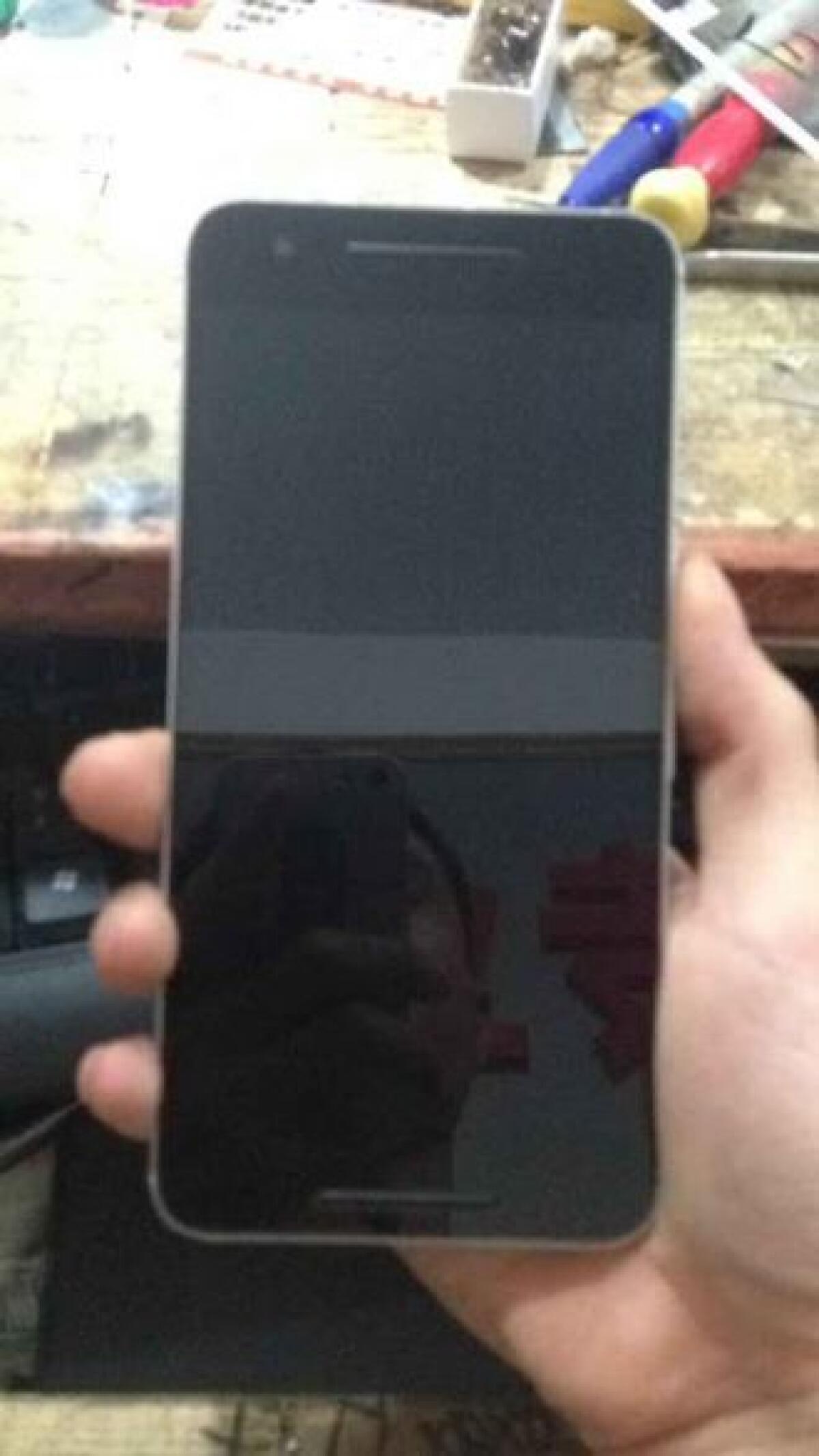 Ecco le prime foto reali di Huawei Nexus 6 (2015) | Foto - 