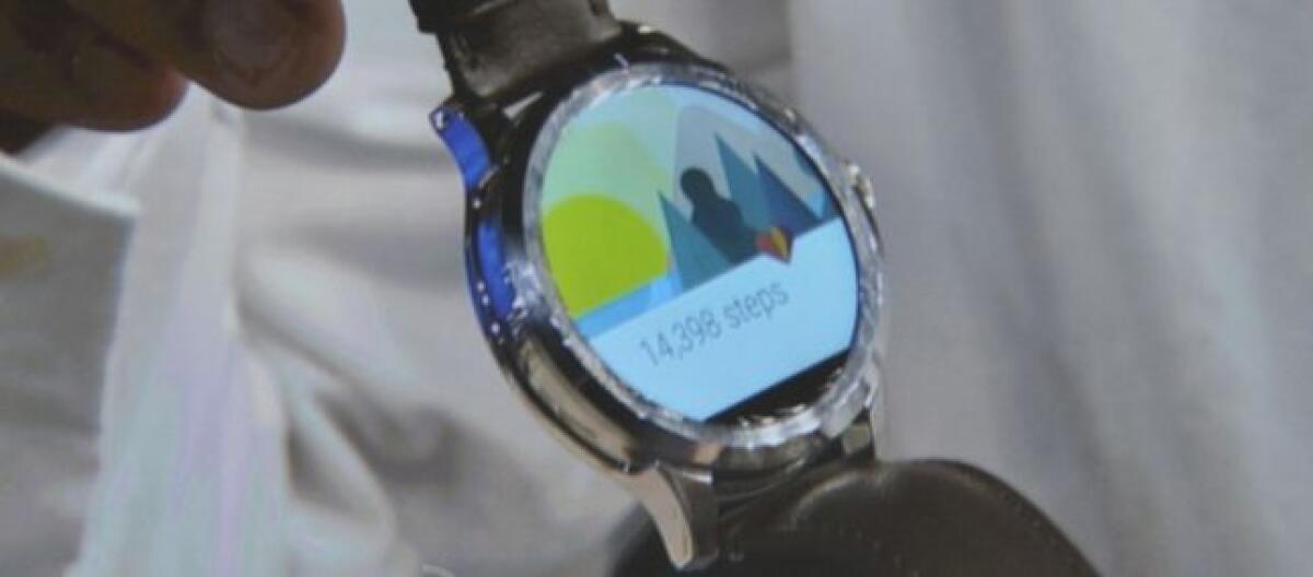 Fossil presenta il suo smartwatch Android Wear - 