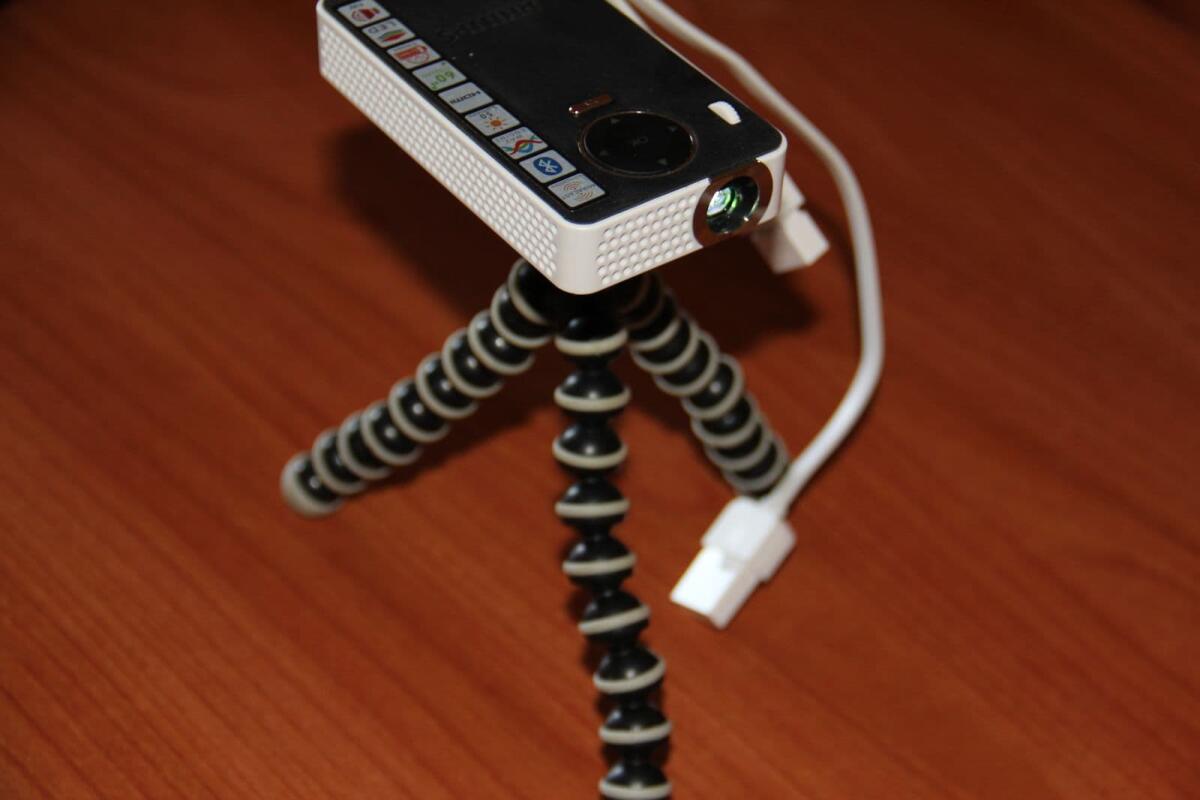 Recensione Philips PicoPix PPX4350: Microproiettore portatile dalle ottime caratteristiche - 