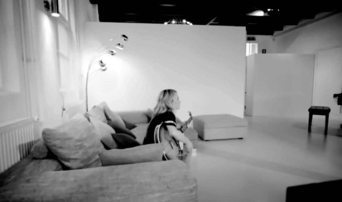 Alexia, Prenditi la vita: testo, parole e video ufficiale - 