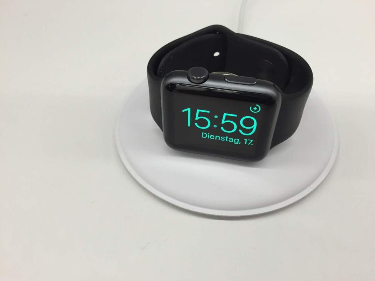 Ecco la nuova dock di ricarica per Apple Watch - 