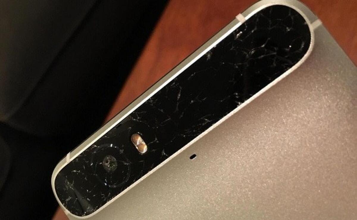 Ancora problemi per Nexus 6P: il vetro posteriore è molto fragile - 