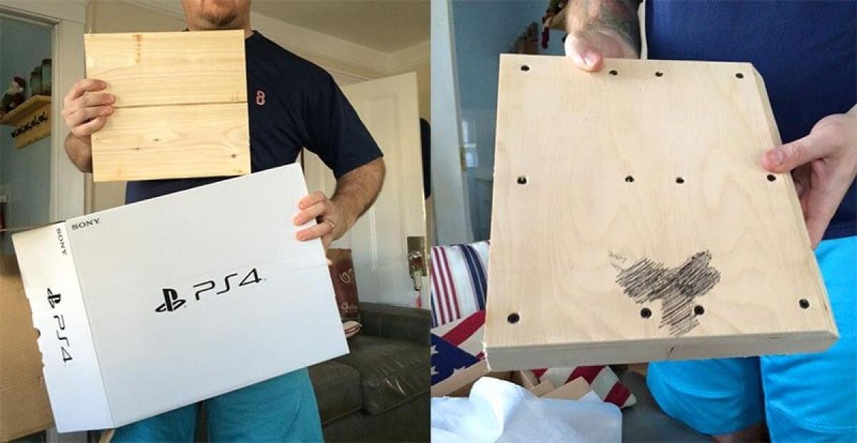 Incredibile: apre la PS4 a Natale ma ci trova dentro un pezzo di legno - 