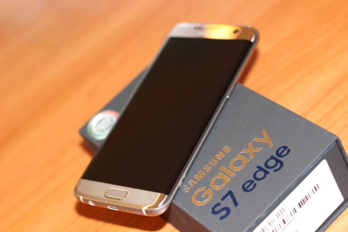 Recensione Samsung Galaxy S7 e Galaxy S7 Edge versione Italiana by YourLifeUpdated - 