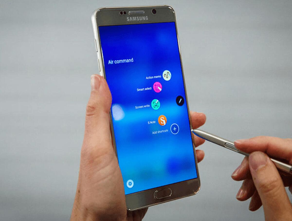 Galaxy Note 6: 6GB di RAM, 5.77" QHD e 3700mAh - 