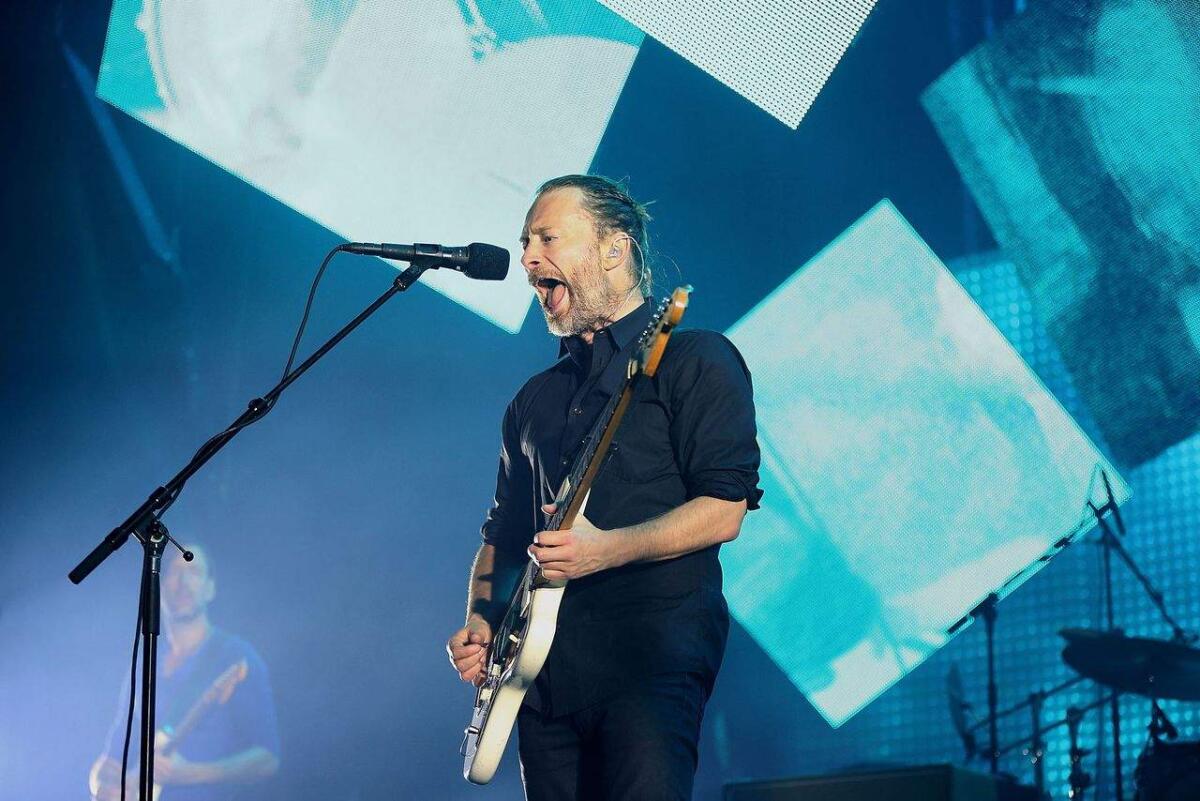 Radiohead, Burn The Witch: testo, parole, traduzione italiana - 