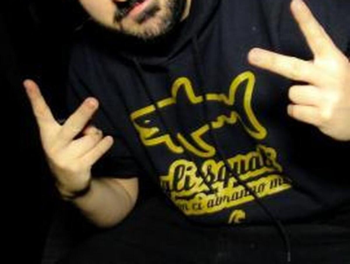 Piotta, Vino, tabacco & venere: testo, parole e video ufficiale - 