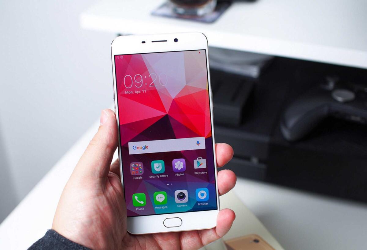 Oppo F1 Plus: recensione di YourLifeUpdated - 