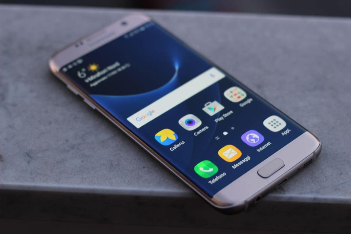 Offerte Galaxy S7: Finalmente la colorazione Silver 539 euro S7 e 639 per S7 Edge - 