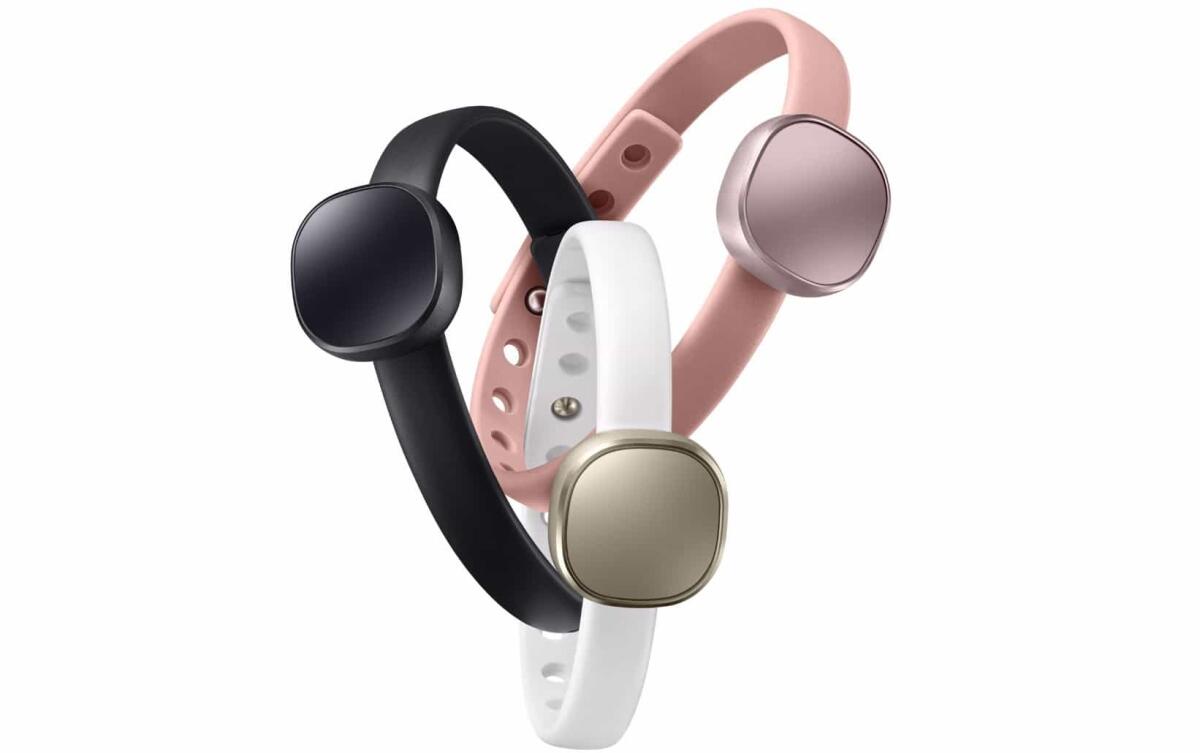 Il bracciale smart Samsung Charm arriva in Italia a 39 euro - 