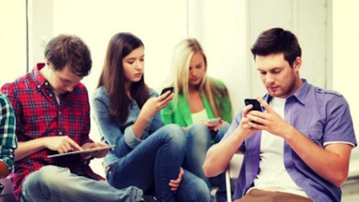 Lo smartphone è indispensabile per il 43% dei Giovani - 