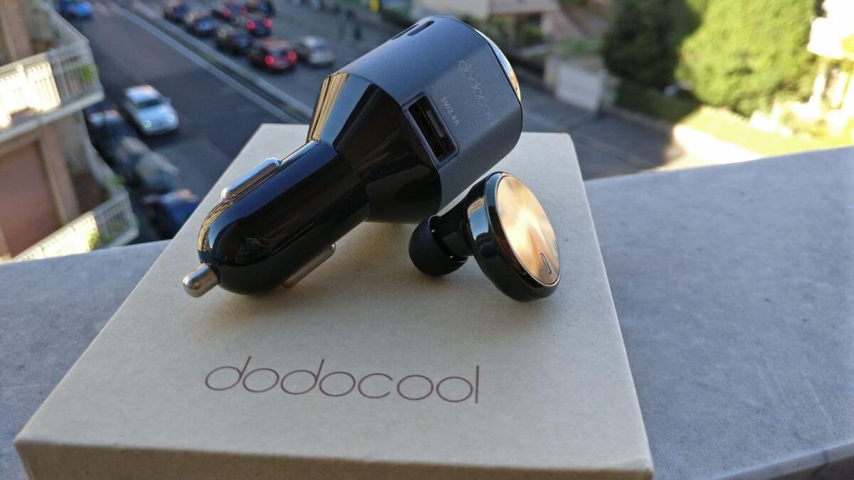 Recensione Dodocool Carica Batterie USB da Auto con Purificatore d'Aria ed Auricolare Bluetooth - 