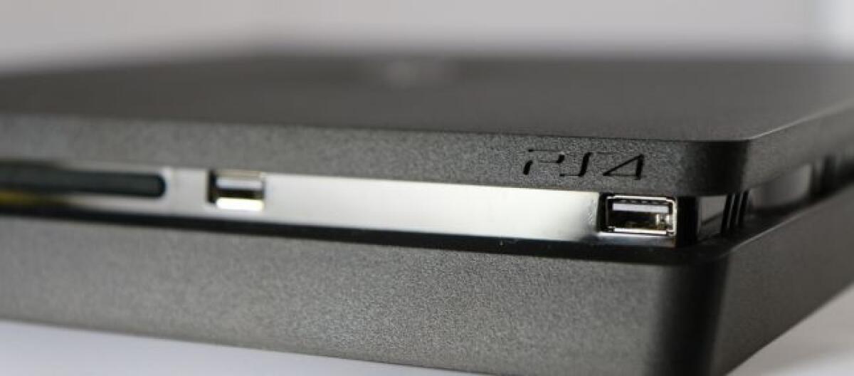 Sony annuncia PlayStation 4 Slim: uscita, prezzo, caratteristiche - 