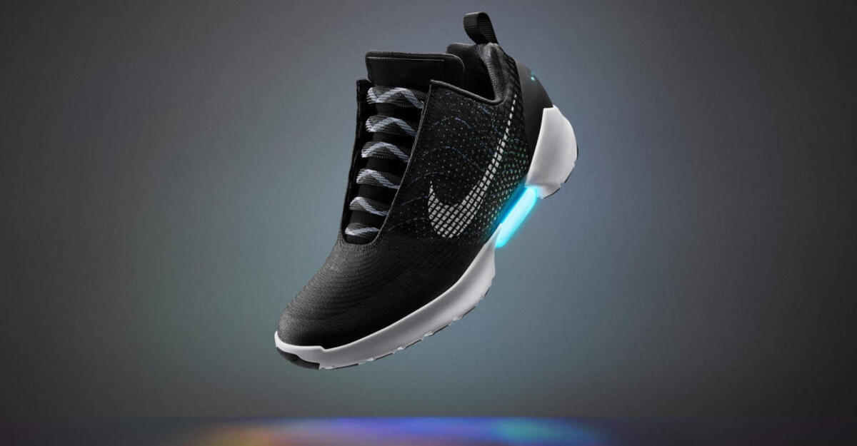 Nike, le scarpe autoallaccianti HyperAdapt  costano 720$ - 
