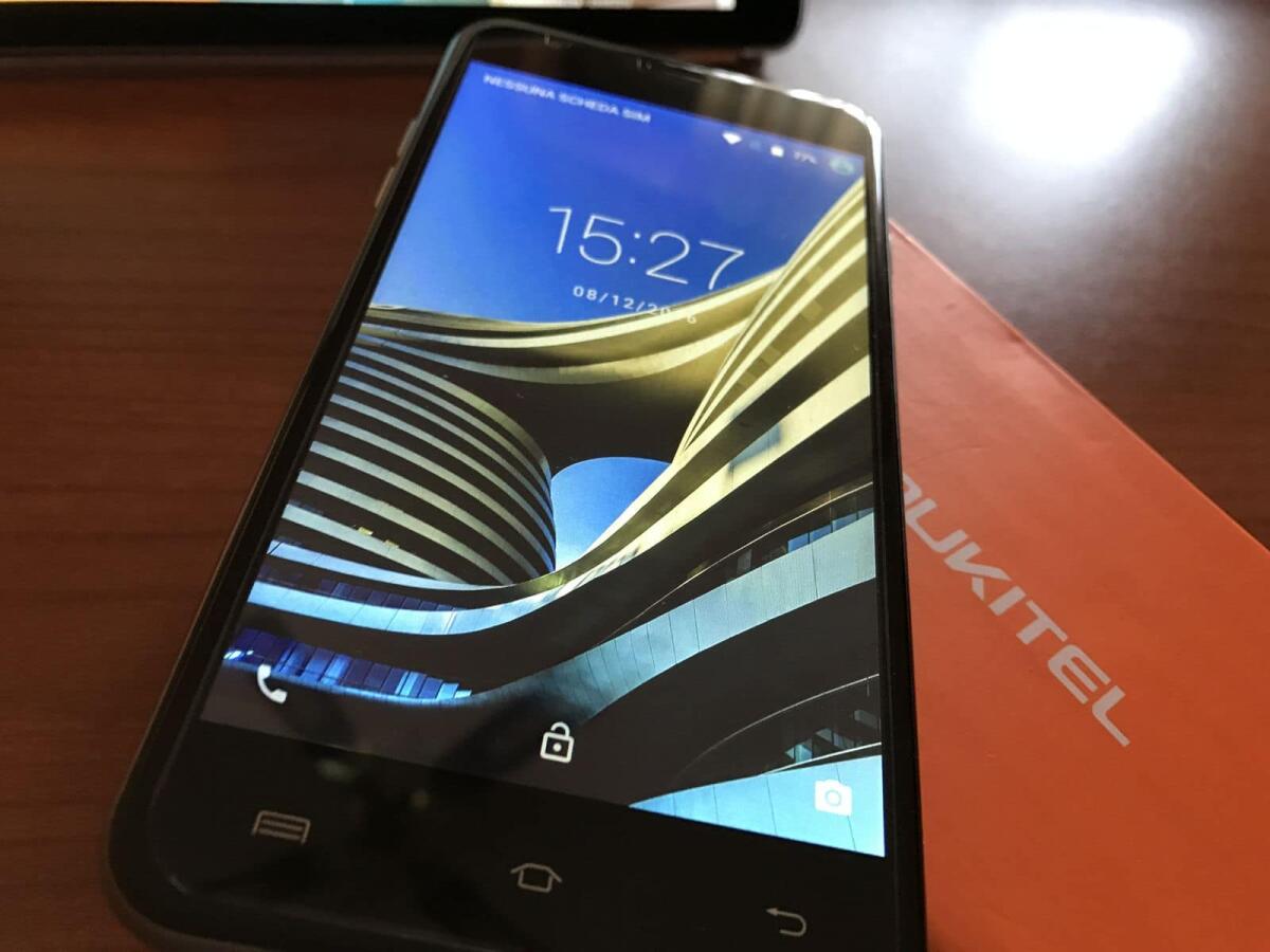 Recensione Oukitel U7 Plus: Il phablet economico clone di iPhone 7 Plus - 