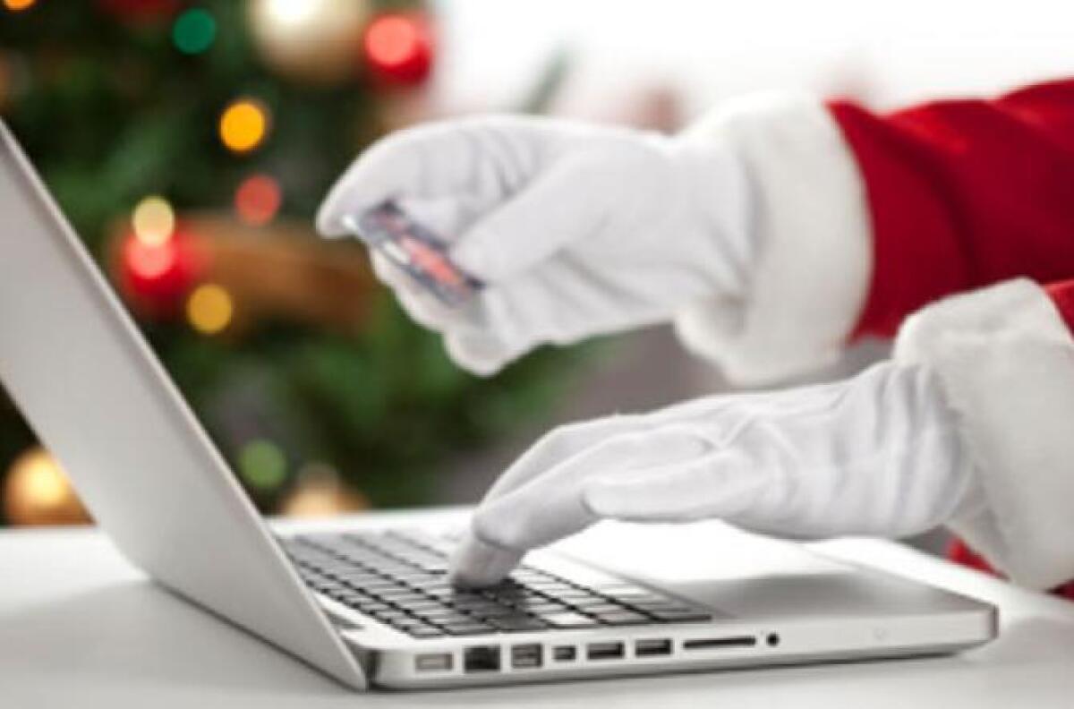 Regali Natale 2016: Gli Italiani li fanno online ma occhio alle truffe - 
