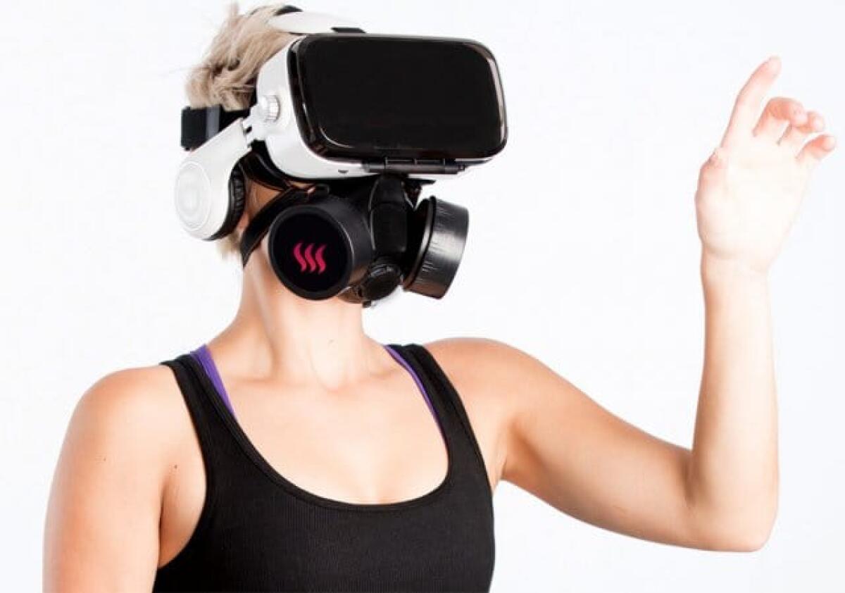 Realtà virtuale e Porno: Arriva il sensore per l'odore del Sesso - 