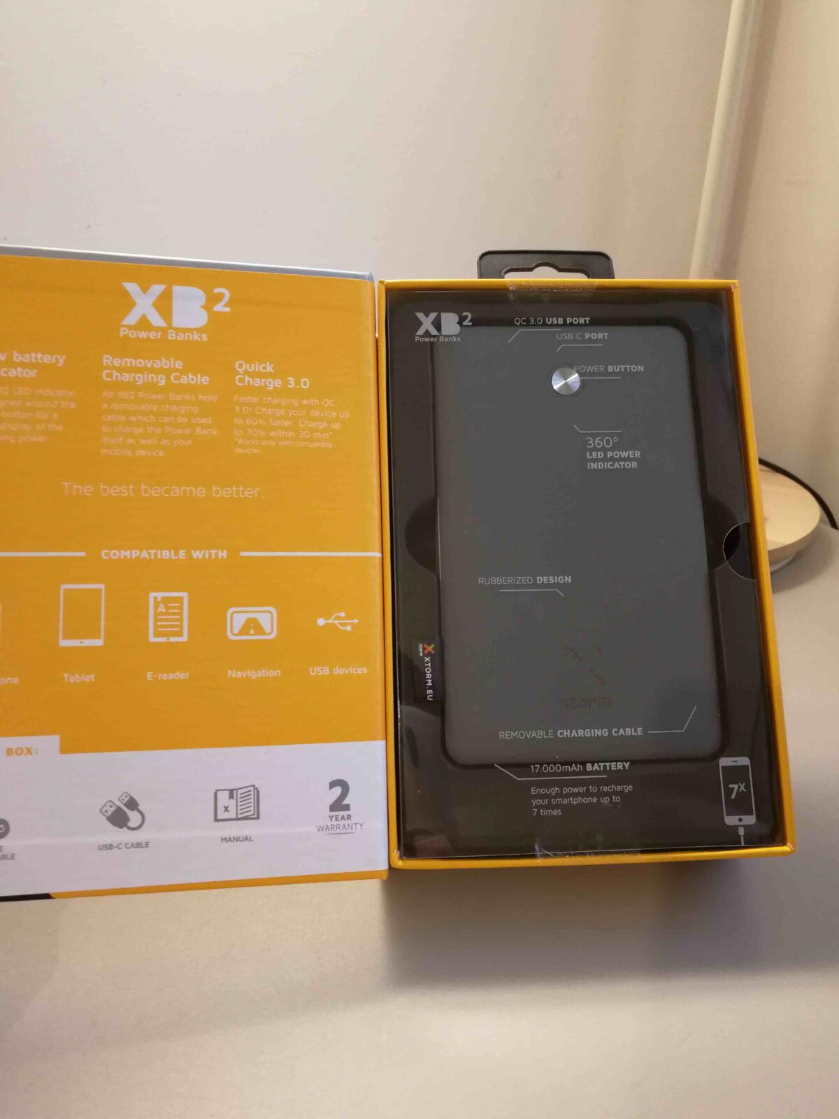Recensione Xtorm XB202: la miglior Power Bank in assoluto, con 17.000 mAh - 
