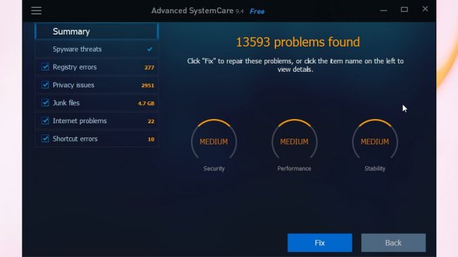 IObit Advanced SystemCare è un altro ottimo programma per ottimizzare Windows: tutte le funzioni principali sono a portata di mano