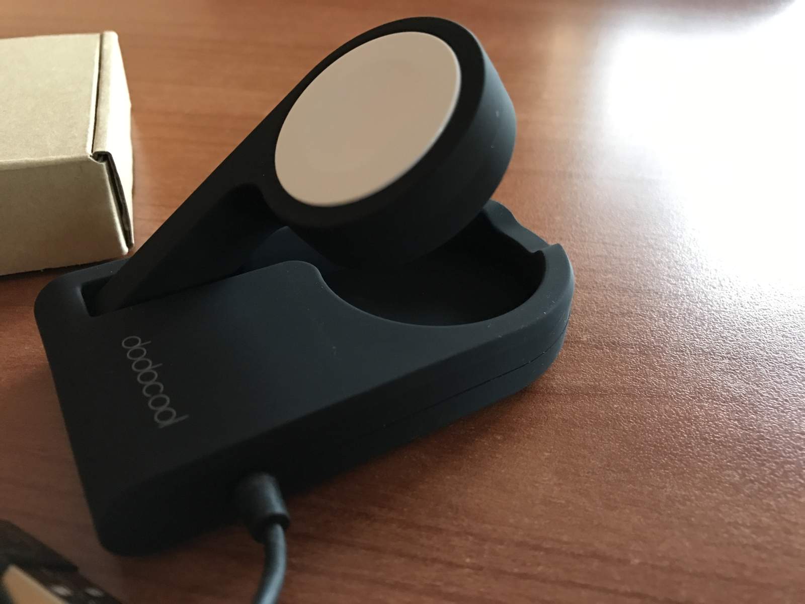 Galleria 1 del post: Recensione base ricarica Wireless Dodocool per Apple Watch